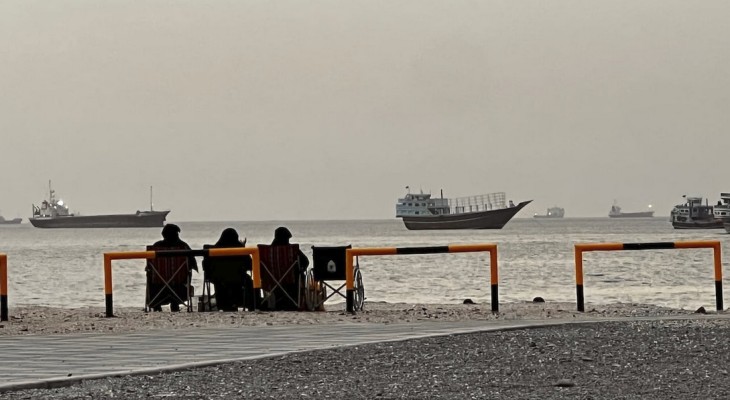 হরমুজ প্রণালি খোলা অসম্ভব : ইরান